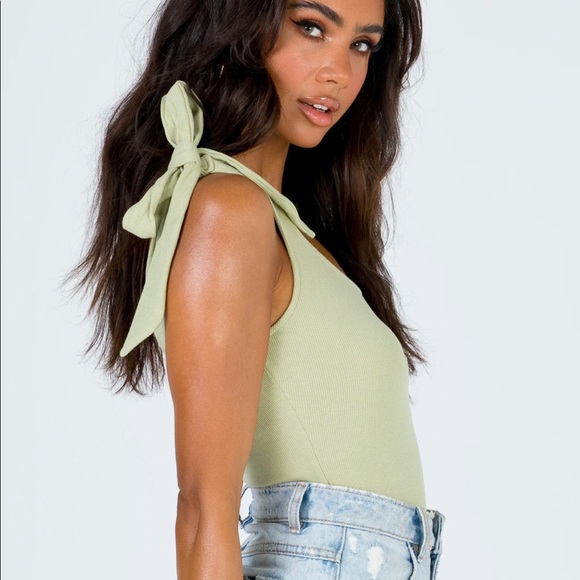 Princess Polly green tie bodysuit - Picture 3 of 5